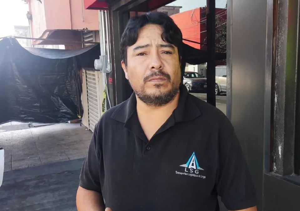Trailero pide grúa para remolcar unidad; ahora denuncia robo de 50 mil pesos en mercancía