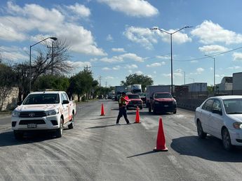 El hecho provocó el cierre de varios carriles en la vía. | Pedro Delgado