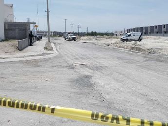 Elementos de Fuerza Civil, la SEMEFO y Servicios Periciales llegaron al lugar. | Agustín Martínez