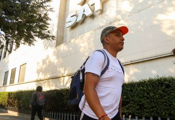 El trámite de RFC también puede realizarse directamente en el sat / Agencia Cuartoscuro
