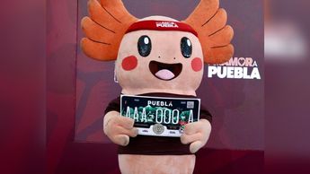 Las placas conmemorativas del Mundial 2026 tiene un diseño muy poblano que destaca los volcanes y otros elementos culturales de Puebla | Especial
