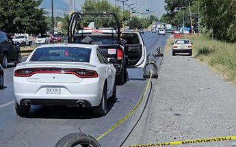 El cuerpo de un hombre fue hallado en un terreno baldío de Juárez. | Fabricio Gallegos