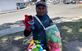 Vendedor ambulante en Edomex / Mario C. Rodríguez