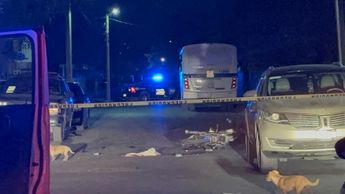 Paramédicos trasladaron al joven al Hospital Materno Infantil. | Ángel Mercado