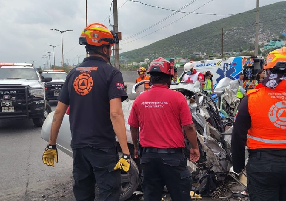La pareja murió al instante debido a la velocidad entre la unidad de carga y el vehículo.| Especial
