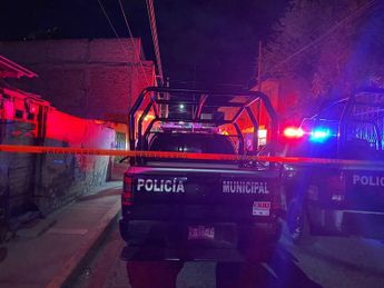 Elementos de seguridad resguardaron el área, aunque sin poder hallar a los responsables del crimen / Especial