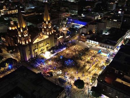Feligreses se reúnen en la Catedral de Guadalajara para rezar ante la Virgen de Zapopan, en el marco de la Romería 2025 | Foto: Cortesía
