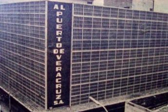 Almacén de ropa Al Puerto de Veracruz en Puebla / Archivo de Puebla Antigua