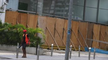 Más de 12 mil negocios han cerrado temporalmente para prevenir incidentes / Jorge Carballo