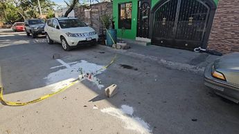 La pequeña iba con su amiga Debany a comprar un durito. | Especial