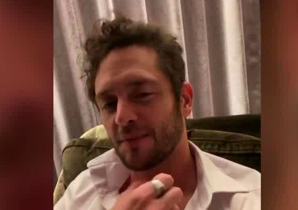 Christopher Uckermann revela que sufre problemas de tiroides