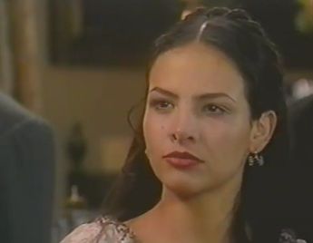 Así lucía Fabiola Campomanes, durante su debut en televisión con la telenovela “Los parientes pobres”.
