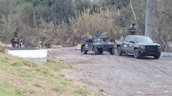 Los restos humanos fueron encontrados en una zona despoblada junto a la vialidad. | Agustín Martínez
