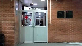 Un vecino apoyó al joven y lo llevó a la Cruz Verde. | Javier León