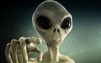 Hombre viajero del tiempo dice que los aliens llegarán a la Tierra en 2022
