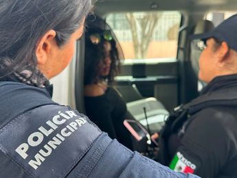 Policías municipales de Tlaquepaque resguardan a una joven con Alerta Amber vigente | Policía de Tlaquepaque