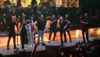 Eduin Caz fue invitado al concierto de Jorge y Josi. | Ángel Martínez