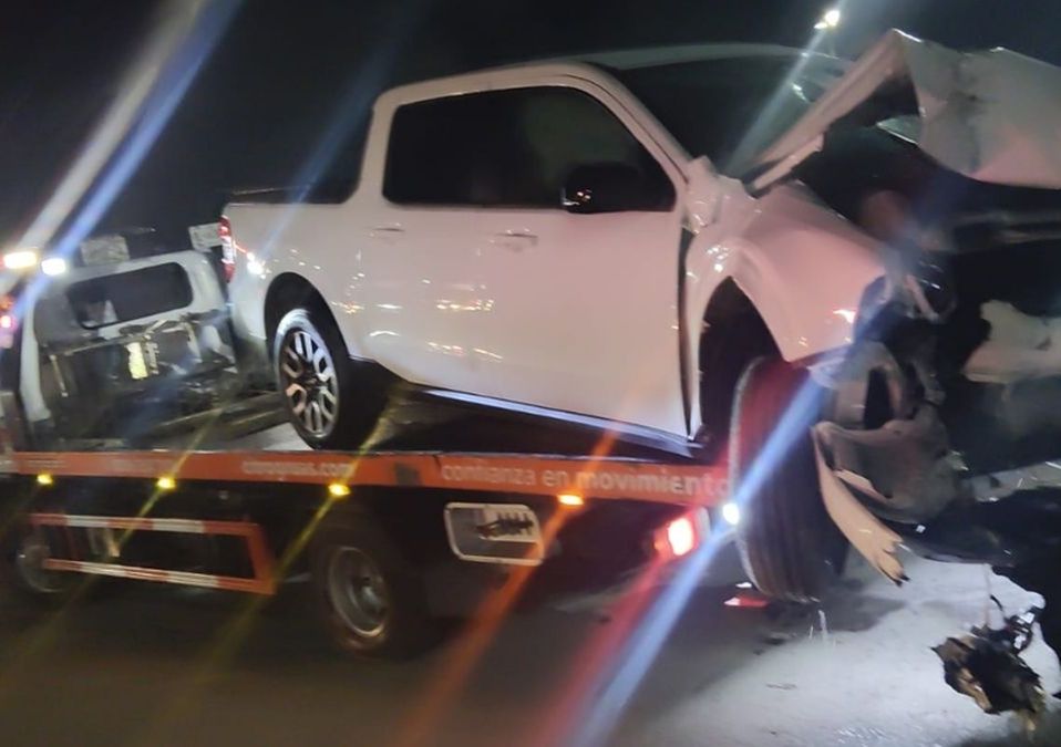 Policía de Apodaca pierde la vida tras ser atropellado por una pick up mientras realizaba labores de abanderamiento.