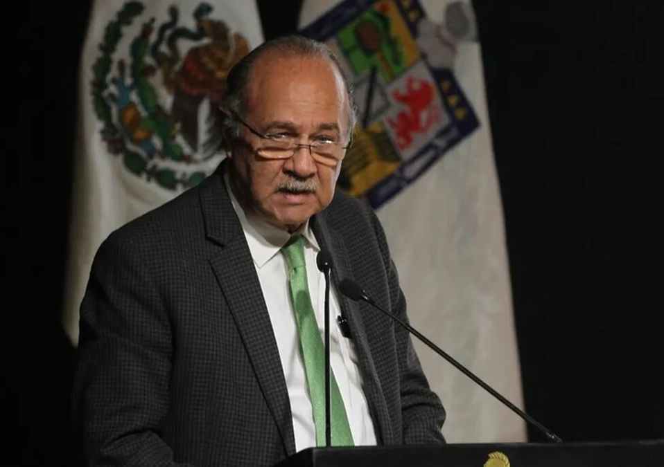 Javier Navarro anuncia home office en oficialías de Palacio de Gobierno de NL