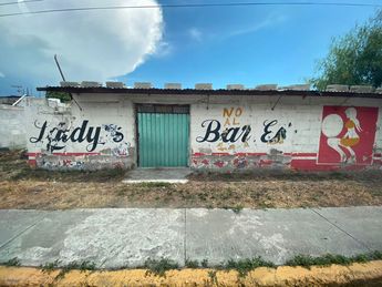 Fachada del 'Lady's Bar'. | Óscar Balderas