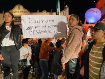 Este es el cartel que vio Lemus en el arranque de campaña / Dalia Rojas