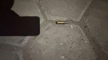 Diversos casquillos percutidos fueron encontrados afuera de la casa de Giancarlo Guerrero Valencia / Especial
