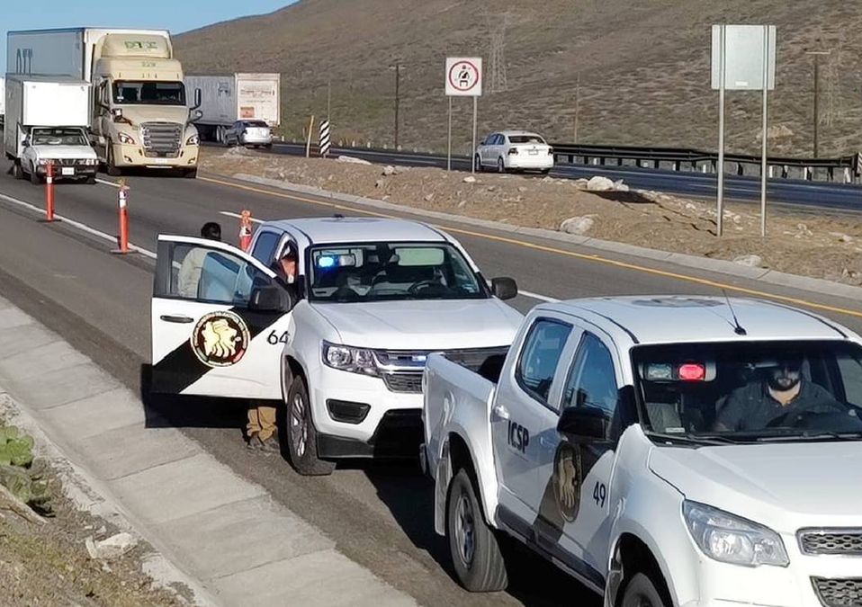 Hombre muere tras ser atropellado en carretera libre a Saltillo