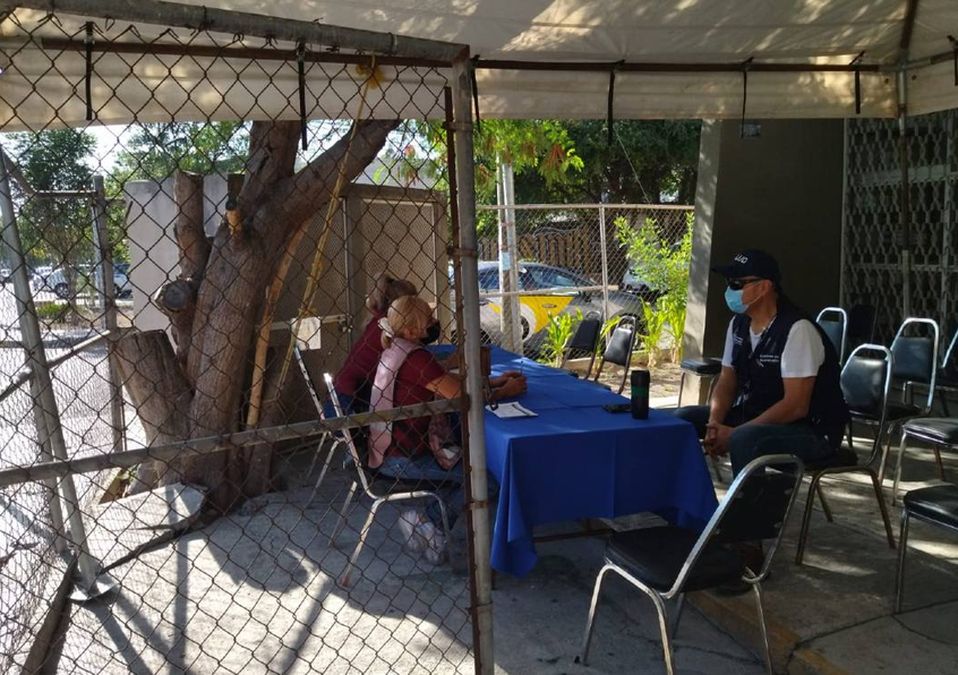Inicia vacunación contra covid a menores de 12 a 14 años en Nuevo León. | Sandra González