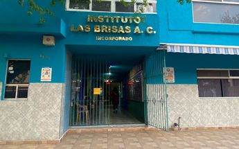 Suspenden clases en Instituto Las Brisas tras hallazgo de cámaras en sanitarios. | Pamela Villanueva