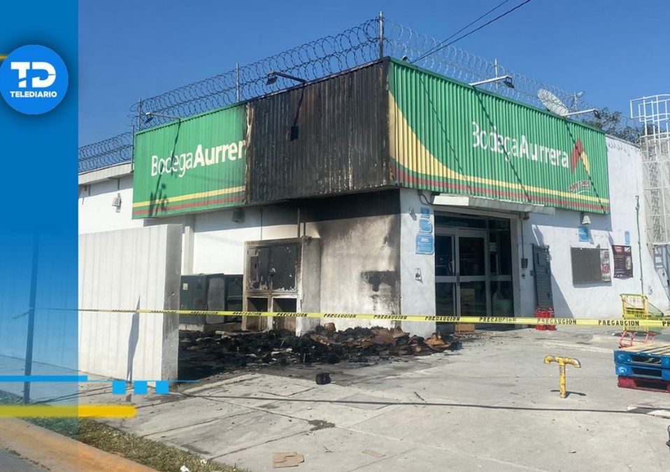 Bodega Aurrera en Apodaca se incendia y causa movilización | Marcela Cuevas
