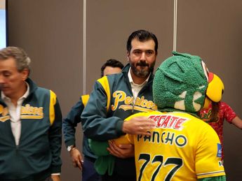 José Miguel Bejos durante la presentación de la directiva de Pericos de Puebla en 2019 / Agencia Es Imagen