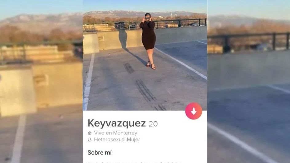 | Cortesía