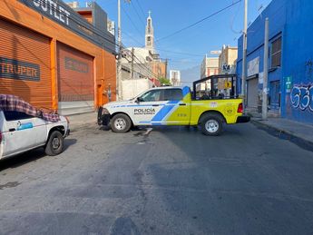 La Policía de Monterrey atendió la problemática. | Pamela Villanueva