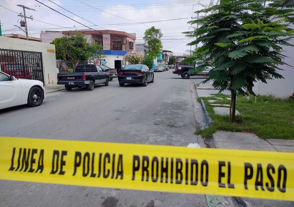 Cuando se encontraban en una vecindad, dos hombres fueron asesinados a balazos por un desconocido. | Agustín Martínez