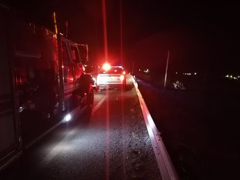 Se solicitó el servicio de una grúa para remover el vehículo siniestrado | FOTO: Especial