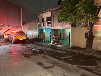 Incendio de vivienda en la colonia Garza Nieto en Monterrey. | Leyda Estrada
