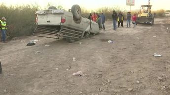 VIDEO | Abuelo y nieta sufren volcadura camino a la escuela en Matamoros, Coahuila