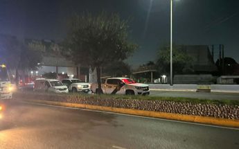 El motociclista fue arrollado luego de levantarse del choque sobre la avenida Fidel Velázquez en Monterrey. | Susana Paredes