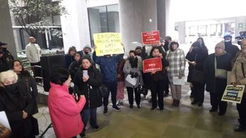 Maestros protestaron de manera pacífica afuera del Congreso de Nuevo León. | Kevin Recio