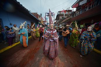 Así se vive un festival en Coatepec, Veracruz, destino incluido en el Turitour Sierra del Café 2025 / Agencia Cuartoscuro