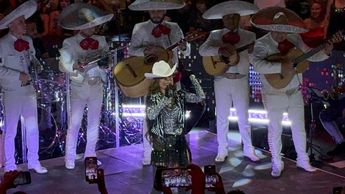 La cantante lució alrededor de cinco vestuarios durante su show. | Tadeo Gómez