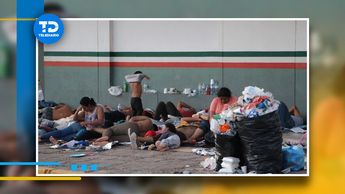 No tener espacios para comer y estar cerca de focos de infección son situaciones normales para los migrantes en estaciones mexicanas / Telediario.