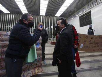 Rafael Guerra, magistrado presidente trató de negociar con los manifestantes/ Ariana Pérez.