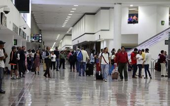México descarta frenar vuelos de Reino Unido pese a nueva cepa de coronavirus 