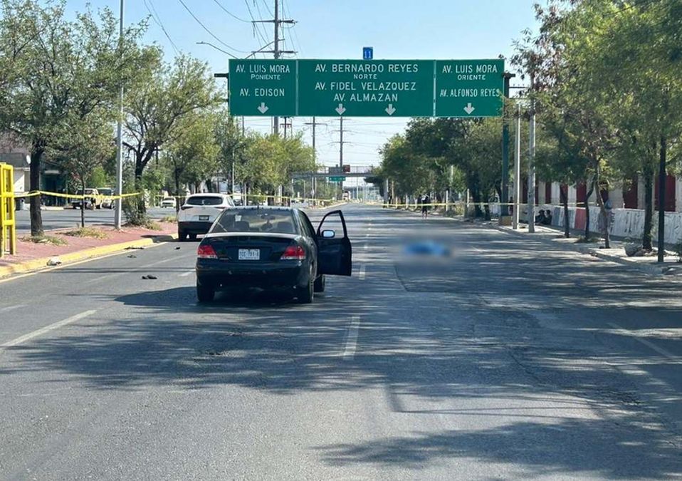 Muere hombre tras ser atropellado en la avenida Venustiano Carranza en Monterrey. | Pedro Delgado