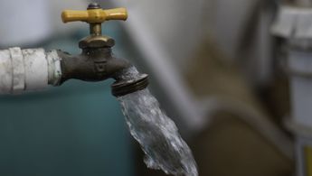 Santa Catarina y García se quedan sin agua tras fuertes vientos; ¿cuáles son las colonias afectadas y cuándo restablecen el suministro?