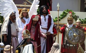 Jesús es presentado ante Herodes | Araceli López