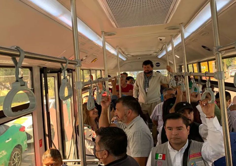 Nuevo León tiene déficit de 2 mil camiones de ruta urbana: Hernán Villarreal
