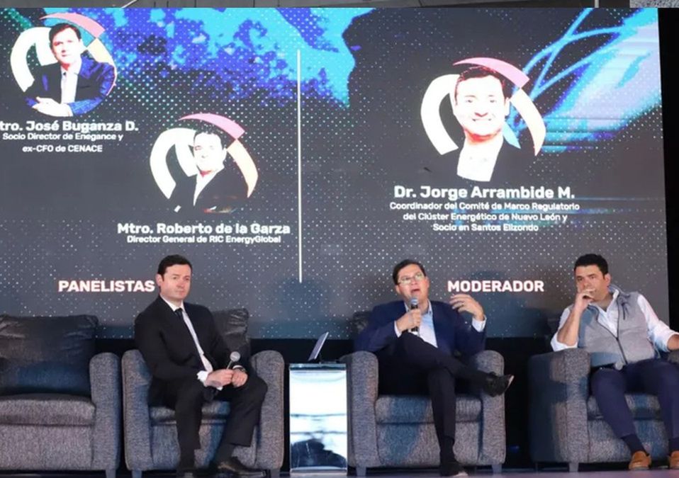Los expertos participaron en el panel Soberanía Energética en el segundo día del XXXVII Foro Internacional IMEF 2025. | Esther Herrera
