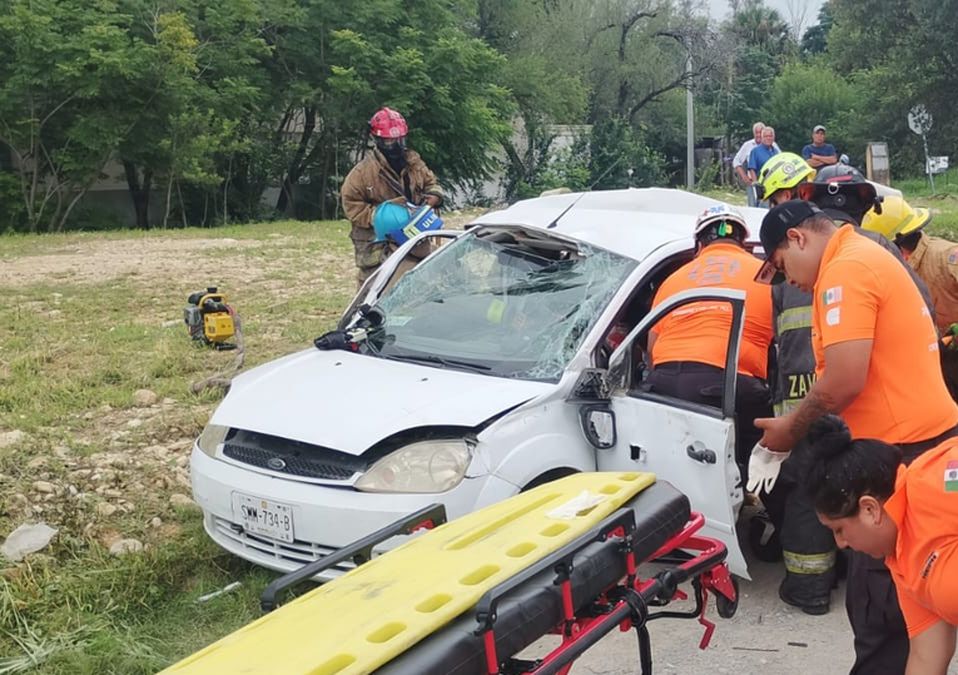 El incidente ocurrió a la altura del kilómetro 5 en la carretera Cadereyta-Allende | Especial